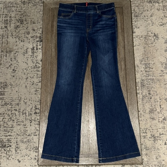 SPANX Pull-on Stretch Denim Flare Jeans Midnight Shade - Picture 1 of 14